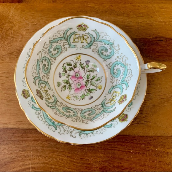 RARE Queen Elizabeth ll June 2, 1953 Coronation Day Tea Cup & Saucer - Picture 1 of 11